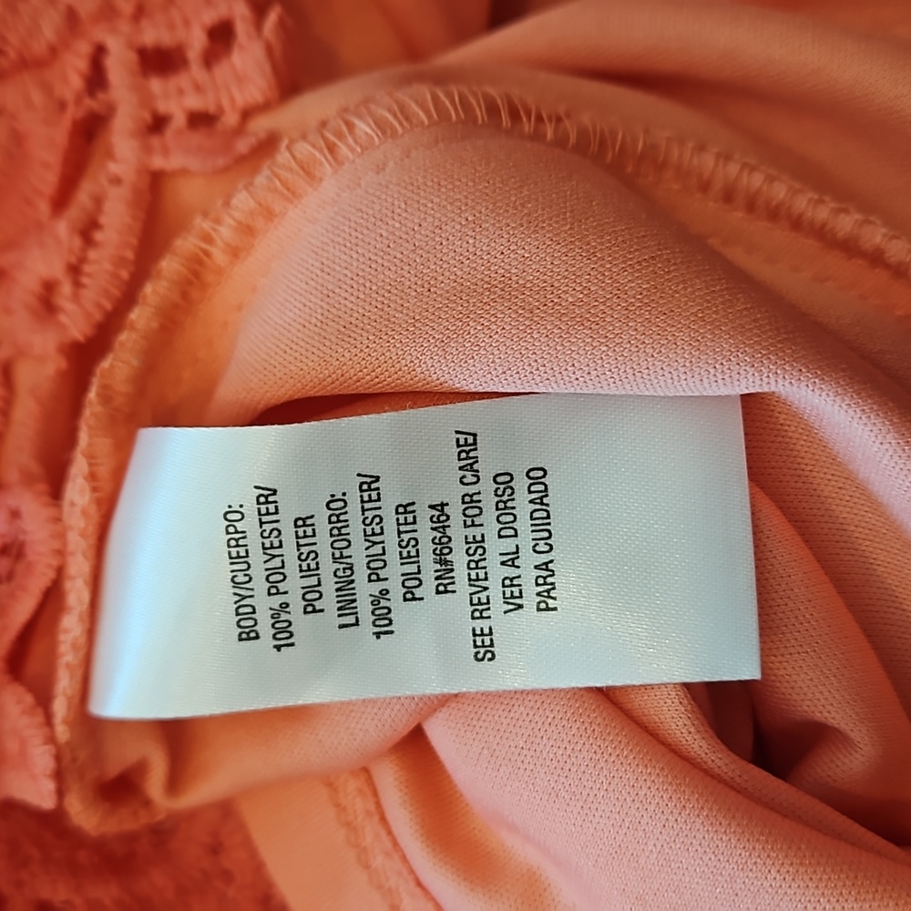 Sandra Darren Coral Laced Dress - Picture 9 of 9